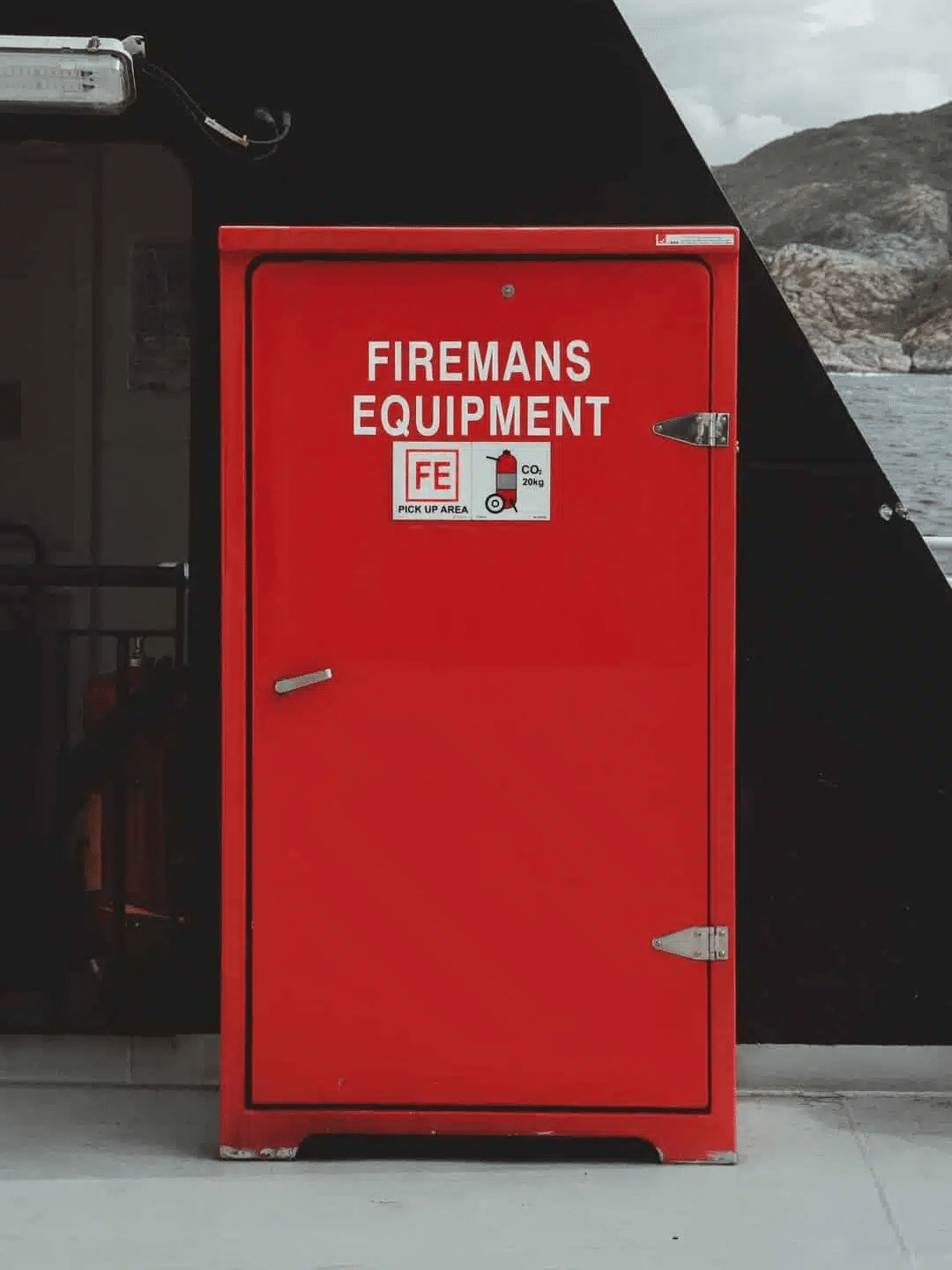 Element PFP Professional Fire Protection Fireman's equipment door